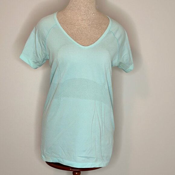 lululemon athletica Tops - Lululemon Women's Swiftly Tech V Neck Short Sleeve Tee Shirt Mint Green Size 12